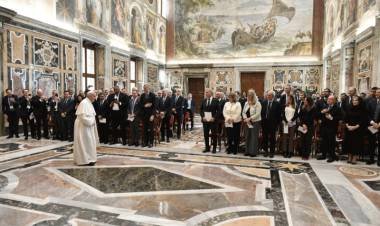 Pope Francis I meets with UFI delegation in Rome